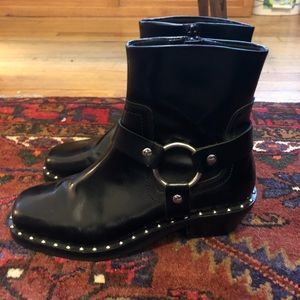 ASOS design cowboy/cowgirl black leather boots. Size 9 womens/7 men’s